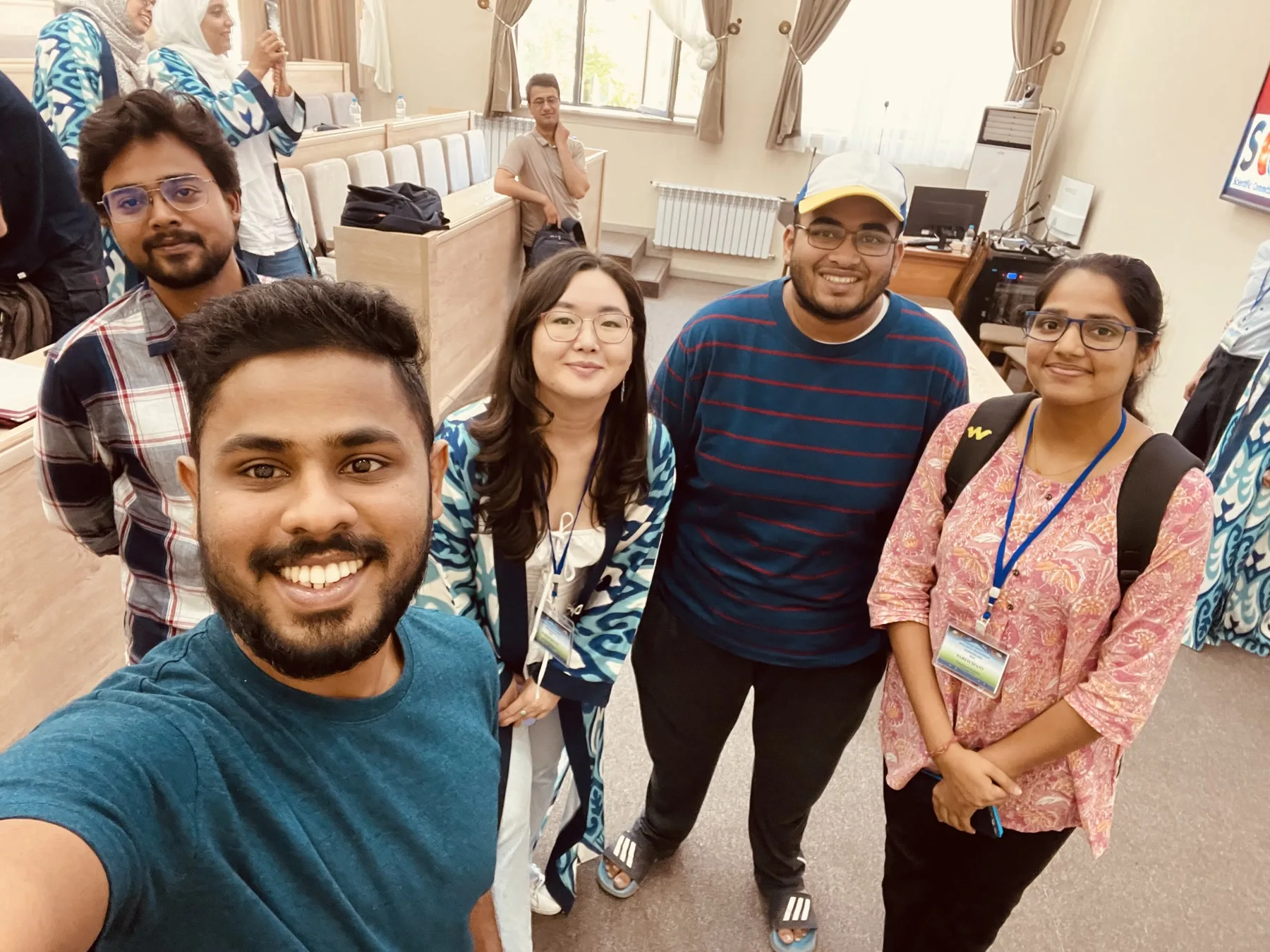 Sahan Liyanage with fellow international participants at the COSPAR workshop