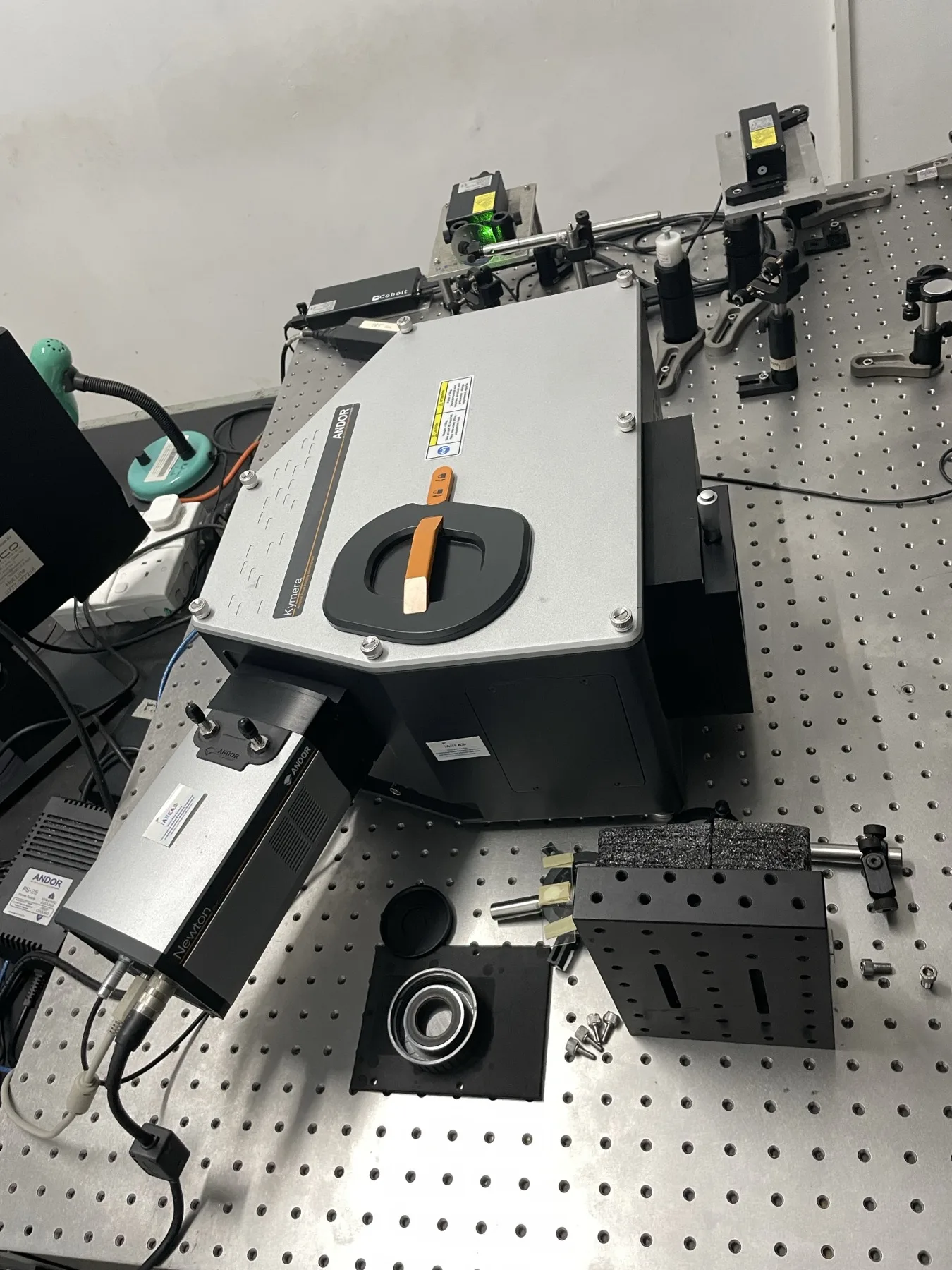 Andor Kymera spectrograph and detector mounted on the Raman optical bench